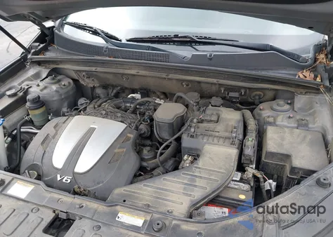 2011 Kia Sorento Lx V6 from USA, damaged, VIN 5XYKTDA2XBG168202